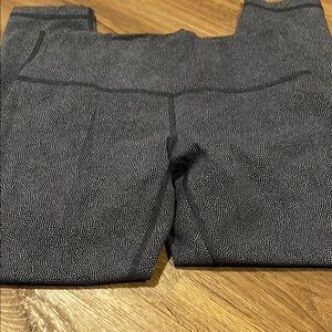 Lululemon Athletica Black Jeggings with Sleek Design